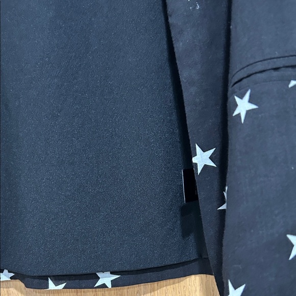Star-Patterned Black Jacket - Picture 3 of 5